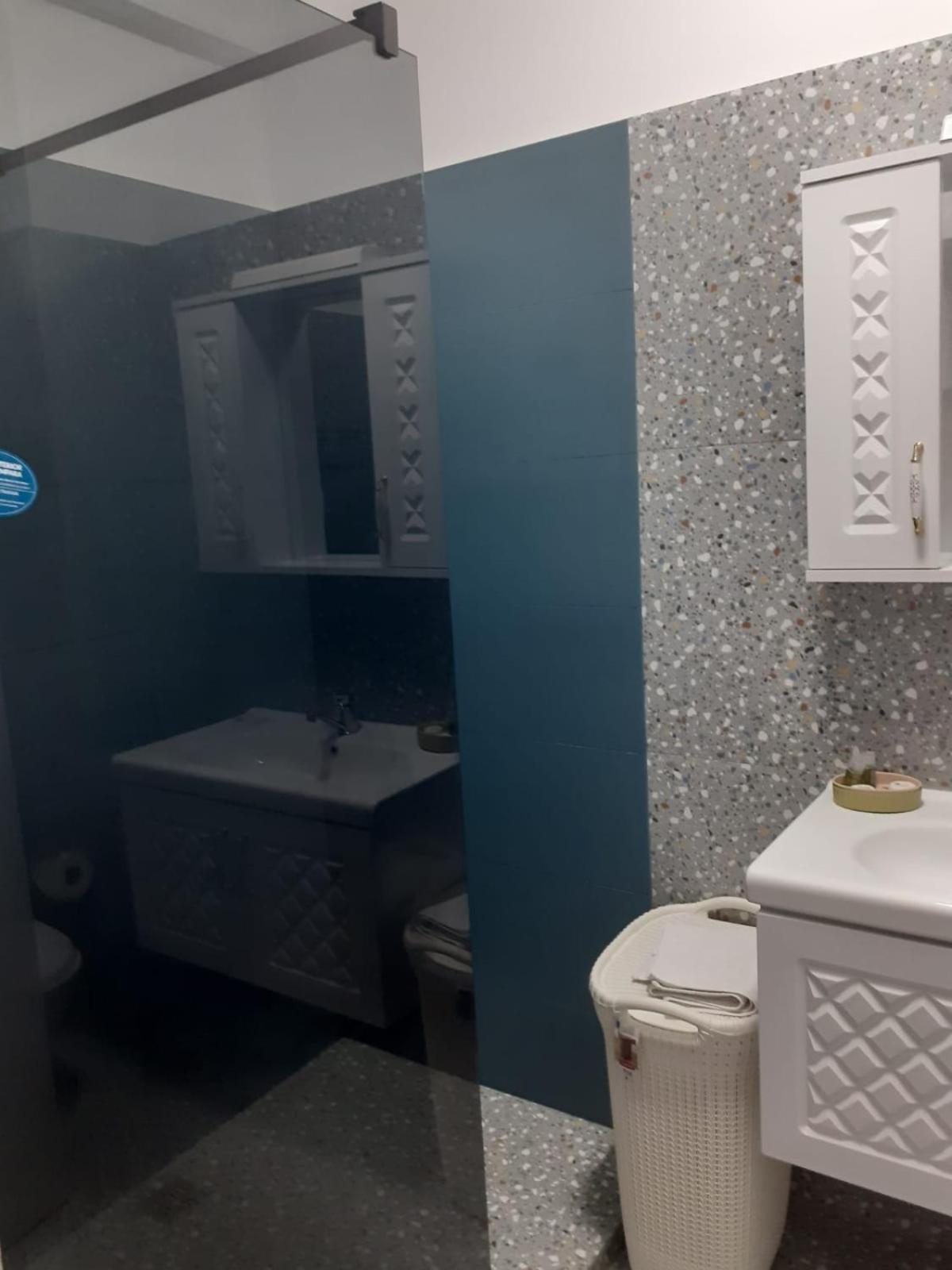 In Apart Hotel Бухарест Экстерьер фото