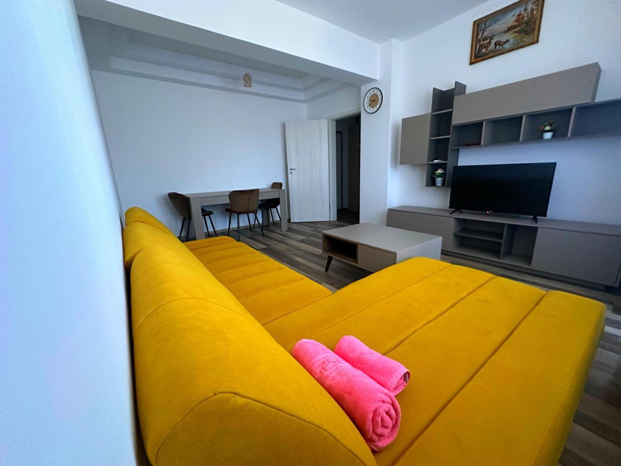 In Apart Hotel Бухарест Экстерьер фото